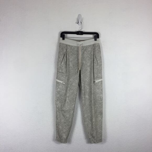 Athleta Venture Joggers Size 4 Printed Pant Viper Grey Workout Stretch Comfy - Picture 3 of 16